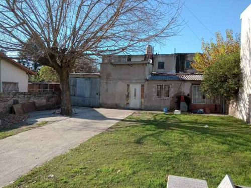 Imagen 1 de 5 de Galpon Con Vivienda En Venta En Gregorio De Laferrere