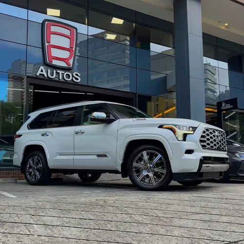 Toyota Sequoia 3.5 V6 Capstone