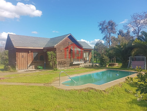 Se Vende Parcela 1.000 M2 Con Dos Cabañas, Piscina Y Quincho