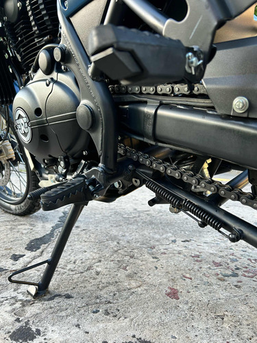 Royal Enfield Himalayan Scram 411 2023