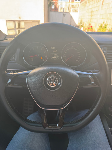 Volkswagen Sedan 1.6