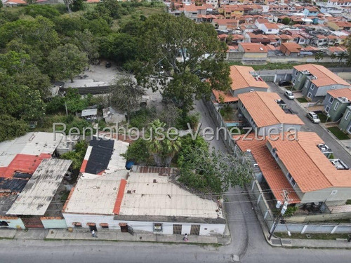 Terreno En Venta, Rafael Gamarra, 2e8278, Con Gran Potencial, Son 9142 M2, En Plena Avda. Bolivar De Los Rastrojos, Alto Trafico Vehicular. Acceso Directo A La Intercomunal Barquisimeto-cabudare.
