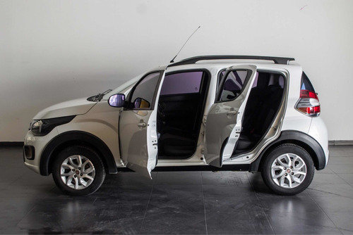 Imagen 19 de 21 de Fiat Mobi 2017 1.0 Way Ab351