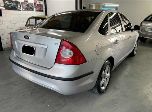 Imagen 4 de 10 de Ford Focus Exe Trend Sedan