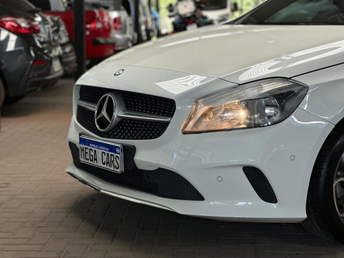 Mercedes-Benz Clase A 1.6 A200 Urban 156cv