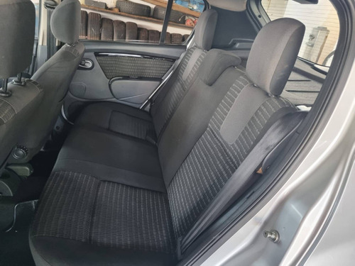 Imagem 6 de 9 de Renault Sandero 1.6 Privilége 8v Hi-flex 4p Manual
