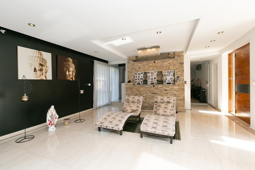 Imagen 18 de 30 de Casa - Highland Park
