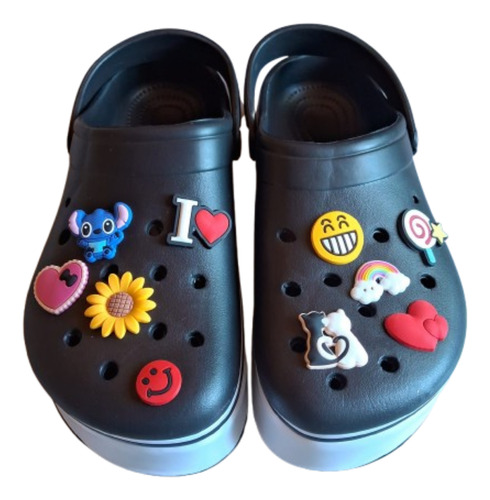 10 Charms Dijes Pins Corazón Emoji Maravilla Arcoíris Stich