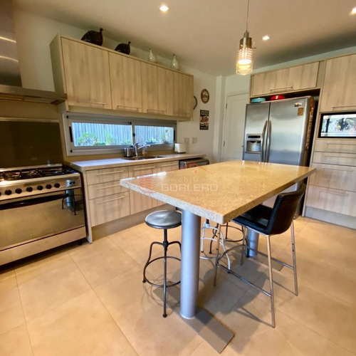 Imagen 10 de 30 de Casa En Venta Y Venta Punta Del Este, Rincón Del Indio, Espectacular Entorno En Barrio Privado