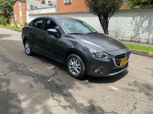 Mazda 2 Touring Aut
