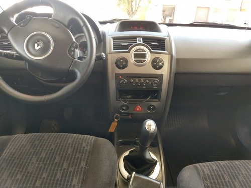 Megane Grand Tour 1.6 Dynamique Grand Tour 16v Flex 4p Ma...