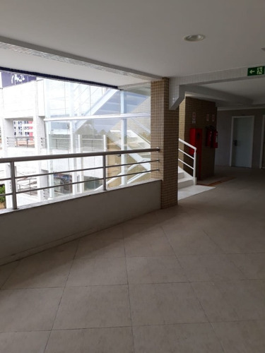 Imagem 3 de 7 de Sala - Sa00002 - 32814662