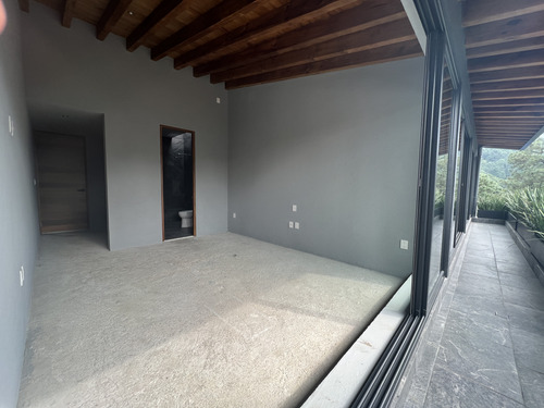 Estrena Casa En Avándaro Con Vista Al Bosque