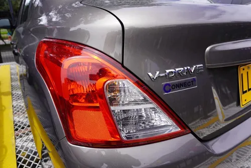 Nissan Versa 1.6 Drive
