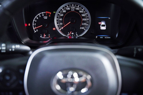 Toyota Corolla 2.0 VVT-IE GLI DIRECT SHIFT