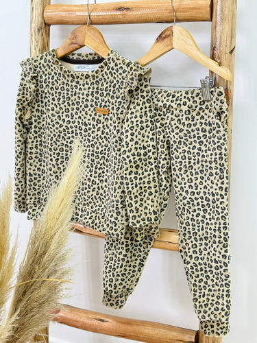 Conjunto Plush Cartagena Bebe Niña Animal Print 6-9 M