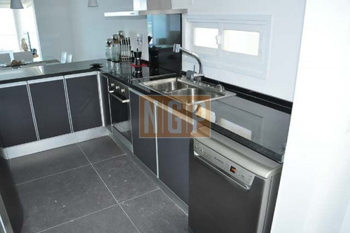 Divino Impecable Con Servicios-ref:9891