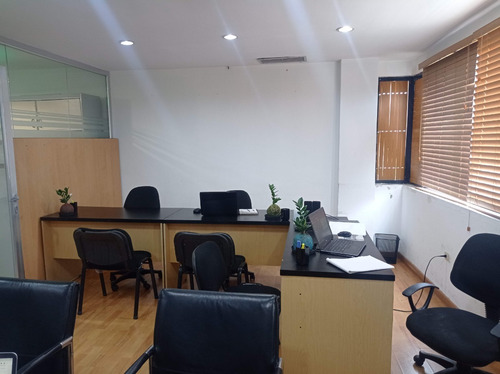 Imagen 3 de 12 de Oficina En La Granja, Naguanagua, Cc Paseo La Granja