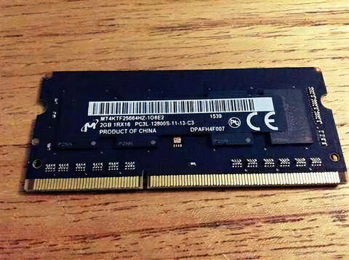 Memória RAM  2GB 1 Micron MT4KTF25664HZ-1G6P2