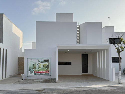 Casa Preventa Un Piso 3 Habitaciones Y Piscina En Privada Inara, Cholul, Merida