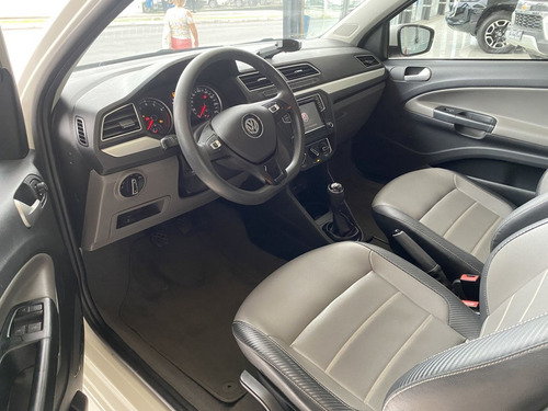 Imagem 8 de 13 de Saveiro Highline 1.6 T. Flex 8v Cd