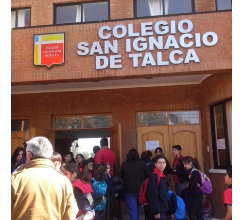 3 Dormitorio Lado Colegio San Ignacio, Copec
