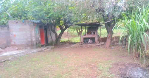 El Chañar - Casa De 3d + Cochera + Fondo C/ Escrituras