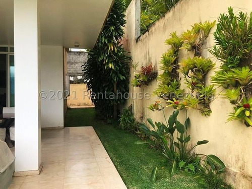 Imagen 3 de 26 de Casa Duplex Alto Hatillo Alquiler 22-25668 Eva Castillo 0414.306.72.20