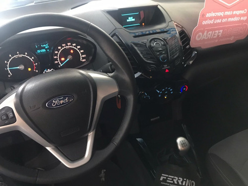 Imagem 4 de 4 de Ford Ecosport Freestyle Preta Manual 2015