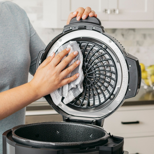 Imagen 5 de 10 de Ninja Foodi 8 En 1 Freidora De Aire Horno Olla Presión 6.5q