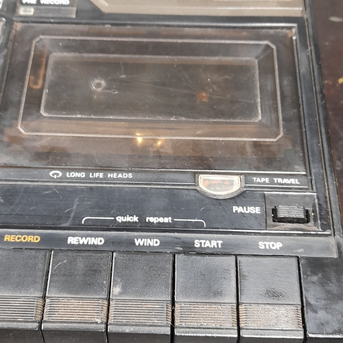 Imagem 2 de 10 de Gravador Toca Fita Philips N2214 Liga Mas Não Gira A Fita.