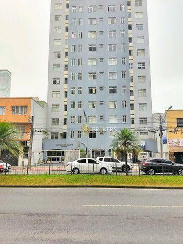 Imagem 3 de 9 de Studio Com 1 Dormitório Para Alugar, 50 M² Por R$ 850,00/mês - Centro - Curitiba/pr - St0088