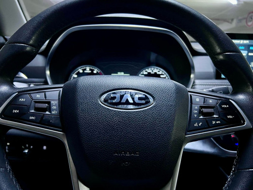 JAC JS8 Luxury