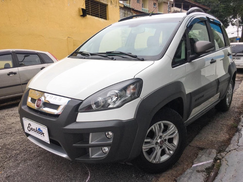 Fiat Idea Adventure 1.8 Flex Manual Branca - 2015