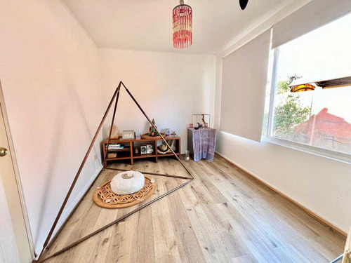Casa En Condominio De 310 M2 Con Piscina (106395)