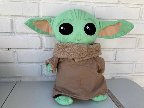 Peluche Baby Yoda Grogu De Star Wars Original Usado