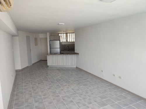 Imagen 4 de 8 de Apartamento En Venta En Residencias Cerromar Lecheria