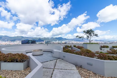 Apartamento En Arriendo En Ciudad Salitre Nor-oriental. Cod A23026