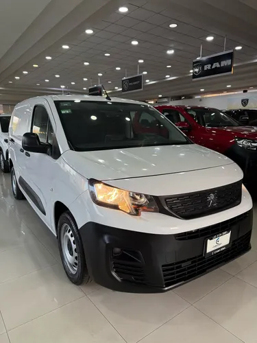 Peugeot Partner 2023