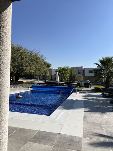 Casa En Venta En El Refugio Queretaro