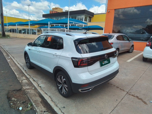 Volkswagen T-Cross 1.4 250 TSI TOTAL FLEX HIGHLINE AUTOMÁTICO
