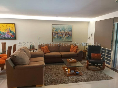 Imagen 22 de 30 de En Exclusivo Conjunto Muy Cerca De Farmatodo El Hatillo, Con Bellas Áreas Sociales, Jardín Privado, Hermosos Towhouse