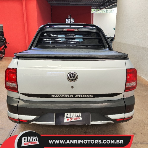 Volkswagen Saveiro 1.6 16v Cross Cab. Dupla Total Flex 2p