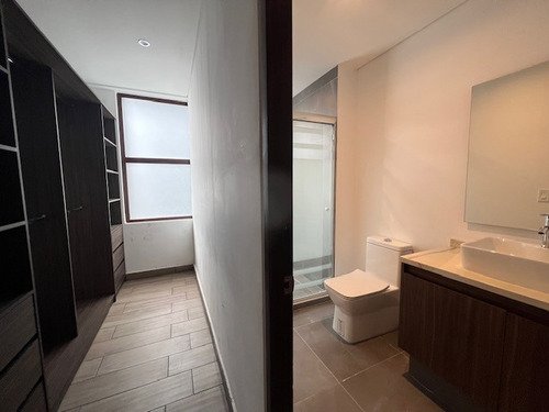 Vendo Departamento Nuevo Con Terraza Col. Interlomas, Huixquilucan, Edomex