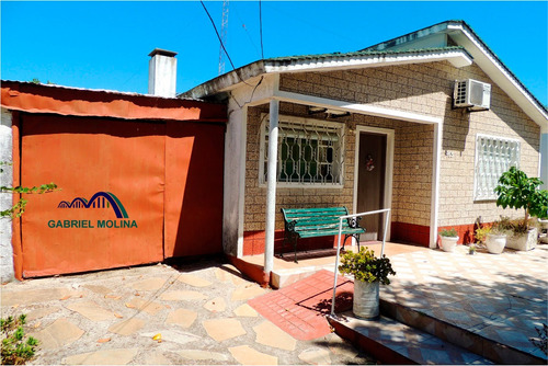 En Venta. Zona Céntrica - Vivienda Completa