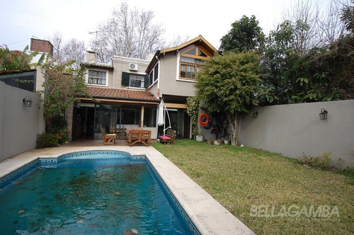 Imagen 22 de 25 de Hermosa Casa Con Jardín En Martinez