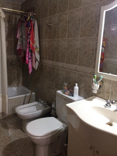 Imagen 6 de 8 de Permuta - Departamento De 2 Ambientes En Venta - Moron Norte