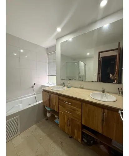 Casa Envigado Con Piscina Privada- 3alcobas-estudio- Área Total 397mt2
