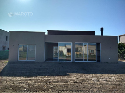 Imagen 3 de 29 de Casa En Venta En Barrio El Canton - Maroto Propiedades