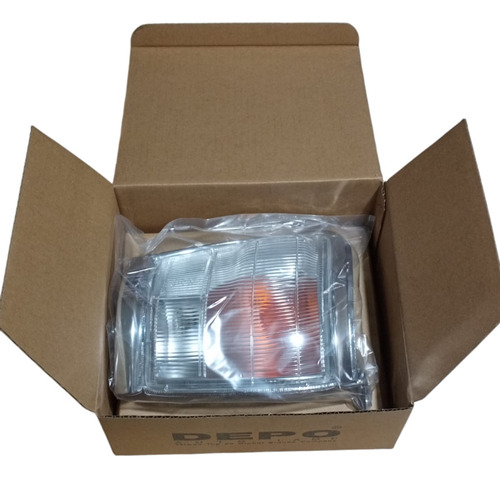 Foco Punta Derecho Toyota Hilux 1998 2004 Borde Cromado